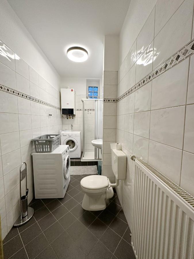 Igo Apartment 2 Schlafenzimmer Mit Waschmaschine Trockner Haustier Rheinufer 5Min Netflix Disney Plus 17-6 Duisburg Exterior foto